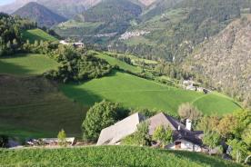 Ferienhaus in idyllischer Lage am Prader Berg zu verkaufen Ferienhaus in idyllischer Lage am Prader Berg zu verkaufen