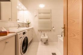 Naturns / Kompatsch: Große 3-Zimmerwohnung mit Balkon und Keller zu verkaufen Naturns / Kompatsch: Große 3-Zimmerwohnung mit Balkon und Keller zu verkaufen