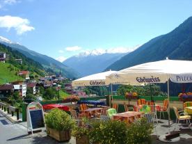 Ischgl / Kappl: 3-Sterne Hotel mit direkter Anbindug zur Skipiste zu verkaufen Ischgl / Kappl: 3-Sterne Hotel mit direkter Anbindug zur Skipiste zu verkaufen