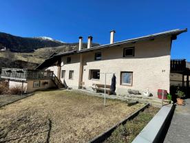 Freistehendes Wohnhaus mit Wirtschaftsgebäude in Taufers im Münstertal zu verkaufen Freistehendes Wohnhaus mit Wirtschaftsgebäude in Taufers im Münstertal zu verkaufen