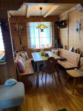 Freistehendes Wohnhaus mit Wirtschaftsgebäude in Taufers im Münstertal zu verkaufen Freistehendes Wohnhaus mit Wirtschaftsgebäude in Taufers im Münstertal zu verkaufen