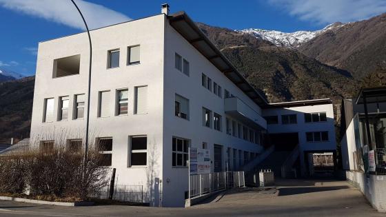 Schlanders / Vetzan:Bürolokal / Lager in der Industriezone zu verkaufen Schlanders / Vetzan:Bürolokal / Lager in der Industriezone zu verkaufen