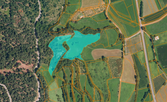 Landwirtschaftliches Grundstück bei Lichtenberg zu verkaufen Landwirtschaftliches Grundstück bei Lichtenberg zu verkaufen